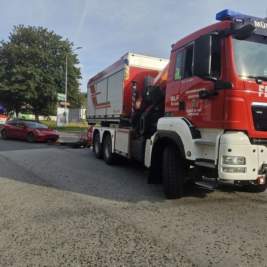 Mehr über den Artikel erfahren Verkehrsunfall Frachtenstraße